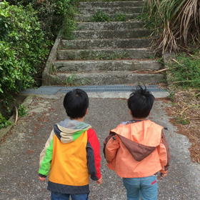 じてんしゃ　と　ながーいかいだんの画像