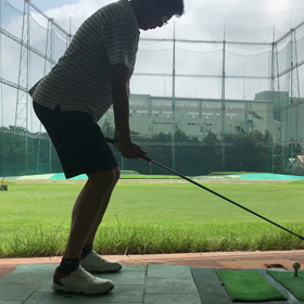 素振りでフォームチェックの画像