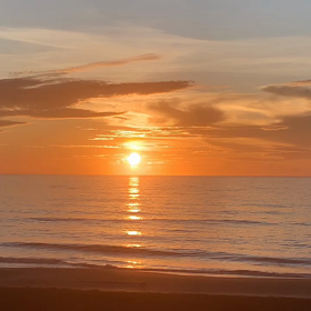 8月31日千葉北、東浪見の朝の波の画像