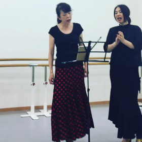 かわいい女の子タララの歌の画像