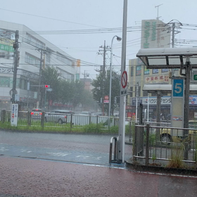 定期検査と豪雨の画像