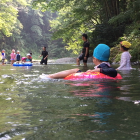 川遊び動画2の画像