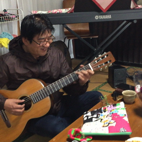 ギター演奏の画像