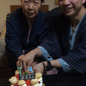 ケーキ入刀の画像