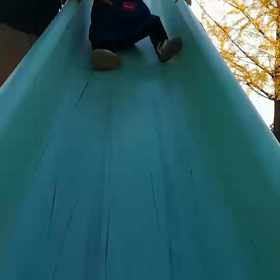 お孫ちん初滑り台の画像