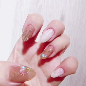 #ワンホンネイルの画像