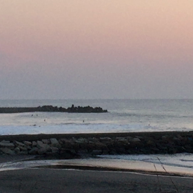 5月5日千葉北、東浪見の朝の波の画像