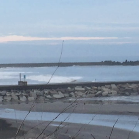 5月14日千葉北、東浪見の朝の波の画像