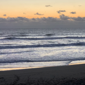 12月5日千葉北、東浪見の朝の波の画像