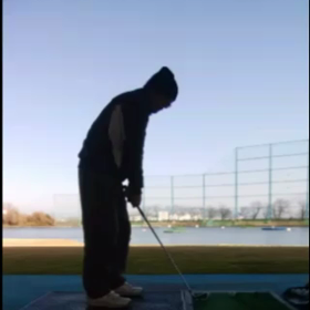 アイアンも脱力スイングの画像