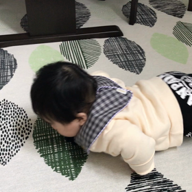 グズグズな離乳食タイムの画像