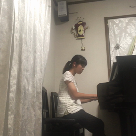 合唱コンクールの伴奏の画像