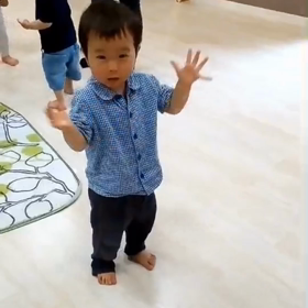 今月の英語時間の画像