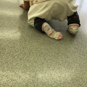 歩く直前はいはいの画像