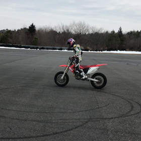 モタードの画像