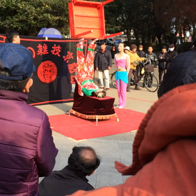 旅行先のとある道端で驚いた！の画像