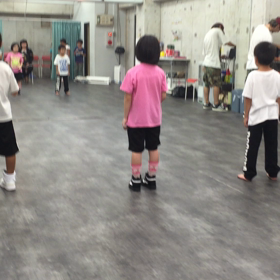 三枚目キャラ龍太ダンスの画像