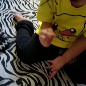 指パッチンを練習？※動画ありの画像