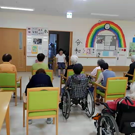 楽しいストレッチの画像