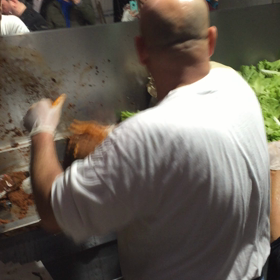 トルコの有名チイキョフテおじさんの画像