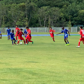 ナイジェリアＵ－１２交流会の審判応援の画像