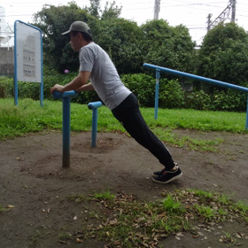 ステップ２：インクライン・プッシュアップをやってみようの画像