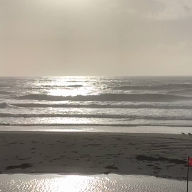 8月11日千葉北、東浪見の朝の波の画像