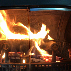 薪ストーブの画像