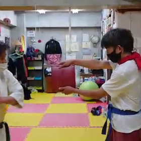 気を抜くと痛いやつ、、、押忍っ！！の画像