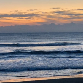 1月14日千葉北、東浪見の朝の波の画像