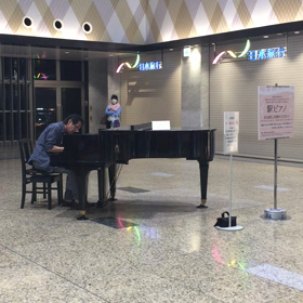 感動のピアノ演奏の画像