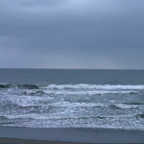 2月10日千葉北、東浪見の朝の波の画像