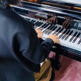 小6の生徒さん　♪旅立ちの日に練習中の画像