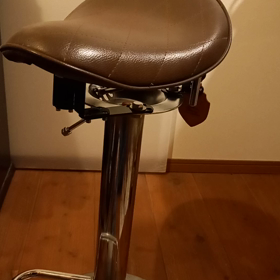 バイクのソロシートの椅子の画像