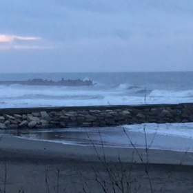 6月19日千葉北、東浪見の朝の波の画像