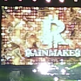 ＊オカダカズチカ選手入場＊     in東京ドームの画像