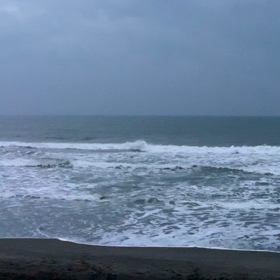 2月24日千葉北、東浪見の朝の波の画像