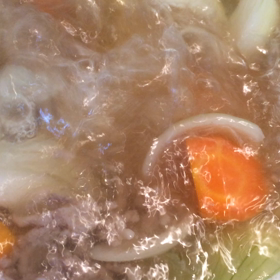 ぐつぐつ♪煮込んでます♪の画像