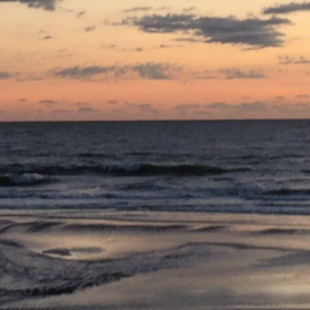 11月12日千葉北、東浪見の朝の波の画像