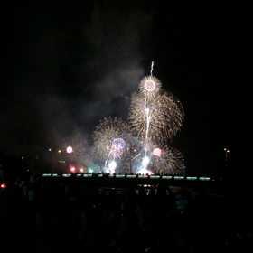 動画（花火）の画像