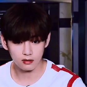 グクの素の笑顔の画像