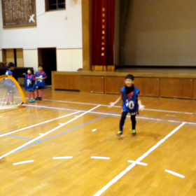 ２on２ドリブルバトルをスクールでもやってみた！の画像