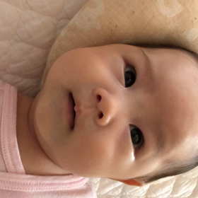 おしゃべり上手な娘の画像