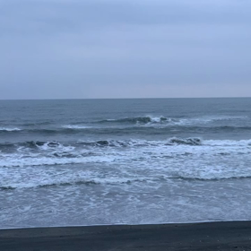 3月31日千葉北、東浪見の朝の波の画像