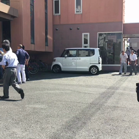 44期懇親会ー会場へ移動の画像