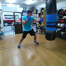 １人で黙々との画像