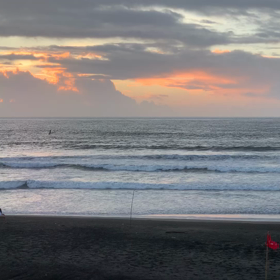 8月22日千葉北、東浪見の朝の波の画像