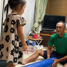 ドヤ顔と険しい表情の画像