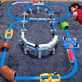 プラレールの画像