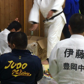 イジワル先生の画像